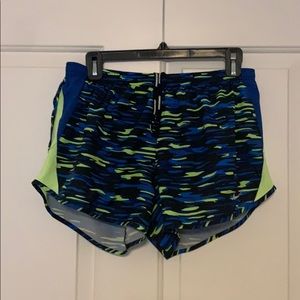 Nike Running Shorts Camo Print sz M!